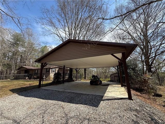 208 Rock Haven Drive, King, NC 27021