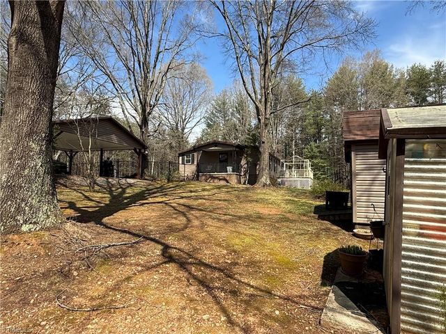 208 Rock Haven Drive, King, NC 27021