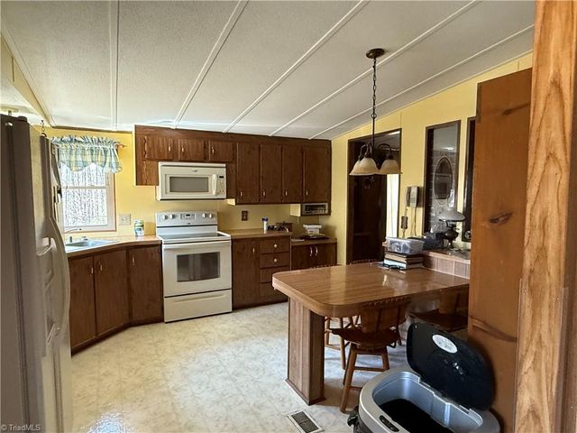 208 Rock Haven Drive, King, NC 27021