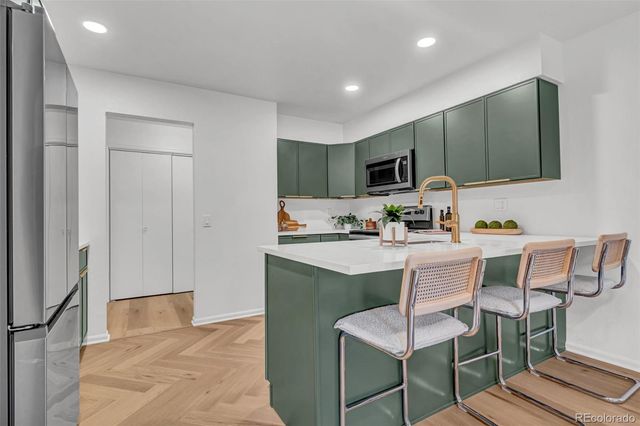 10568 E Park Mountain, Littleton, CO 80127