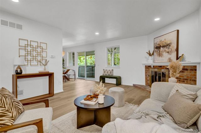 10568 E Park Mountain, Littleton, CO 80127