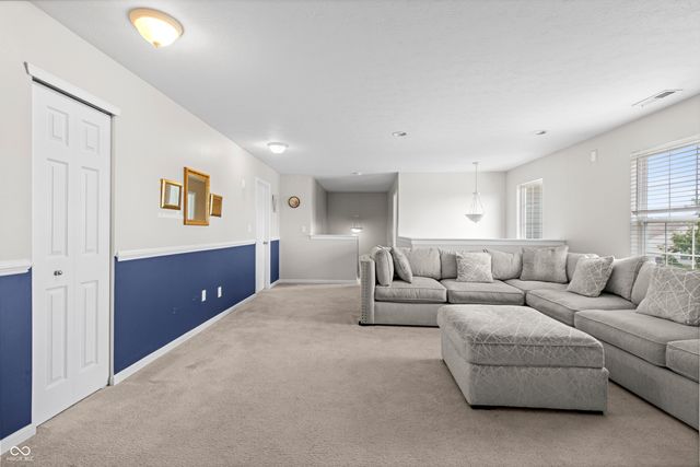 11851 Fawn Crest, Indianapolis, IN 46235