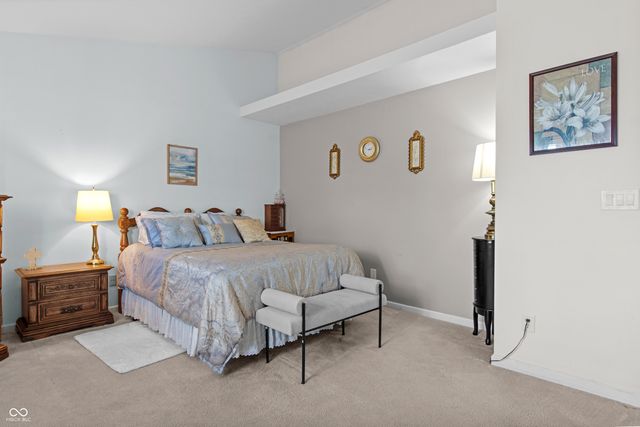 11851 Fawn Crest, Indianapolis, IN 46235