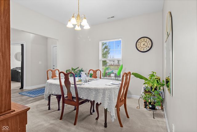 11851 Fawn Crest, Indianapolis, IN 46235