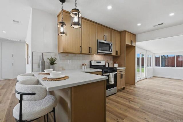 3648 Nassau Dr, San Diego, CA 92115