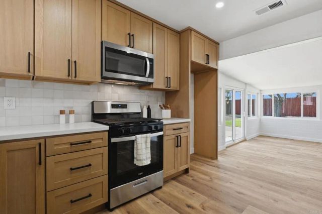 3648 Nassau Dr, San Diego, CA 92115