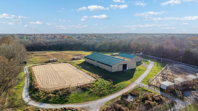 465 E War Horse Lane, Willard, MO 65781