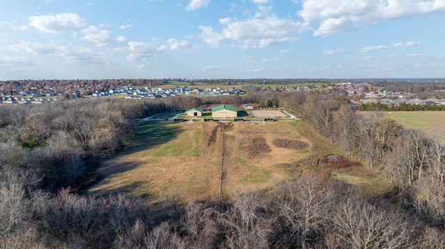 465 E War Horse Lane, Willard, MO 65781