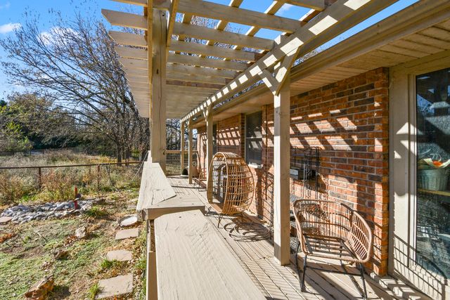 465 E War Horse Lane, Willard, MO 65781