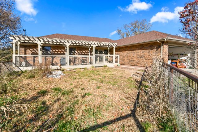 465 E War Horse Lane, Willard, MO 65781