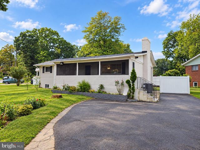 7411 COLCHESTER DR, Clinton, MD 20735
