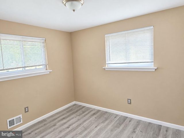7411 COLCHESTER DR, Clinton, MD 20735