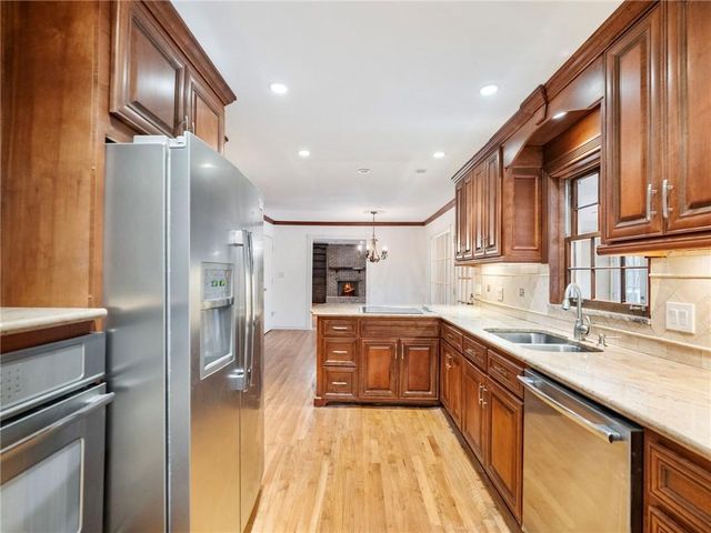 955 Landmark Drive, Atlanta, GA 30342