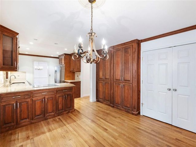 955 Landmark Drive, Atlanta, GA 30342