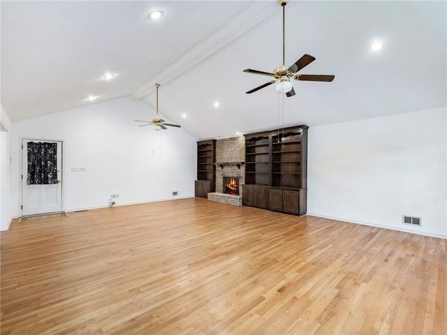 955 Landmark Drive, Atlanta, GA 30342