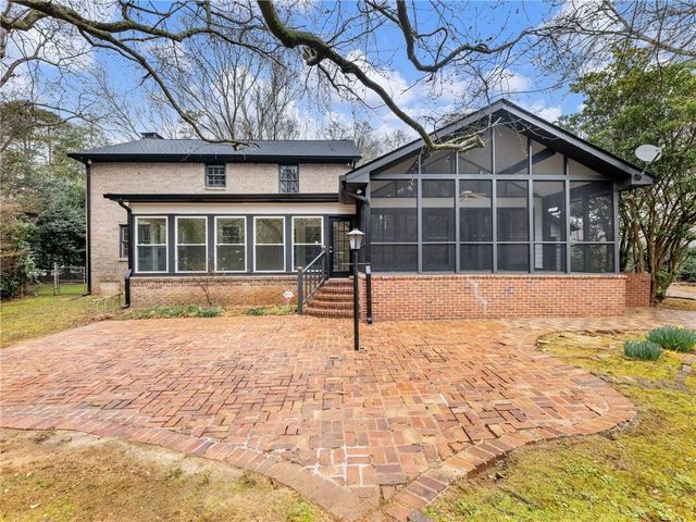 955 Landmark Drive, Atlanta, GA 30342