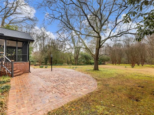 955 Landmark Drive, Atlanta, GA 30342