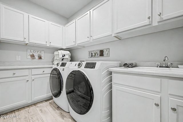 14320 W ARTEMISA Avenue, Surprise, AZ 85387