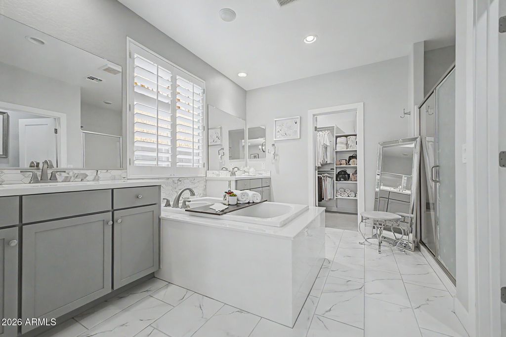 Image 18 of property listing at 14320 W ARTEMISA Avenue, Surprise, AZ 85387
