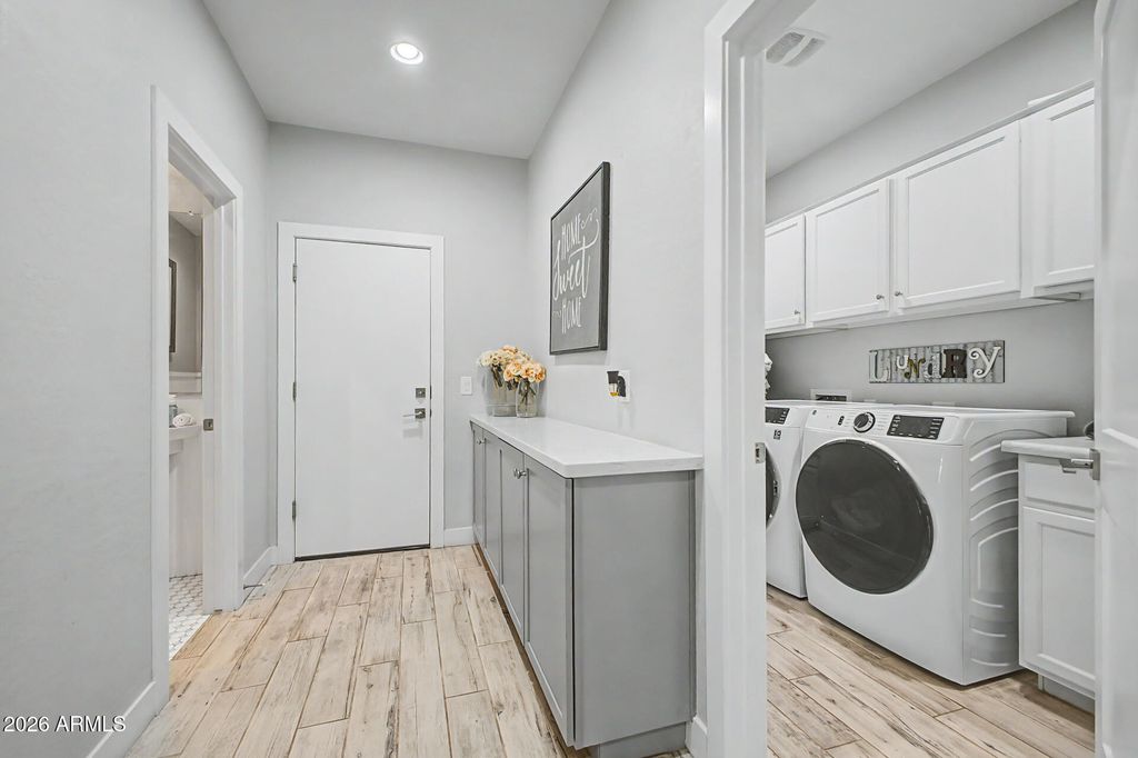 Image 26 of property listing at 14320 W ARTEMISA Avenue, Surprise, AZ 85387