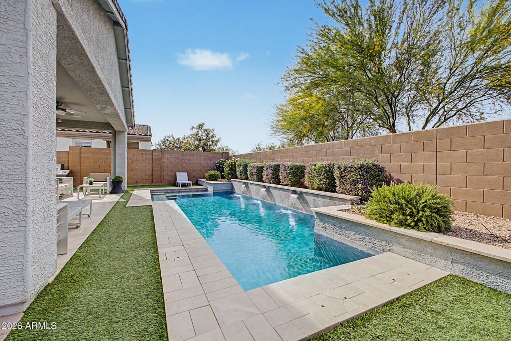 Image 35 of property listing at 14320 W ARTEMISA Avenue, Surprise, AZ 85387