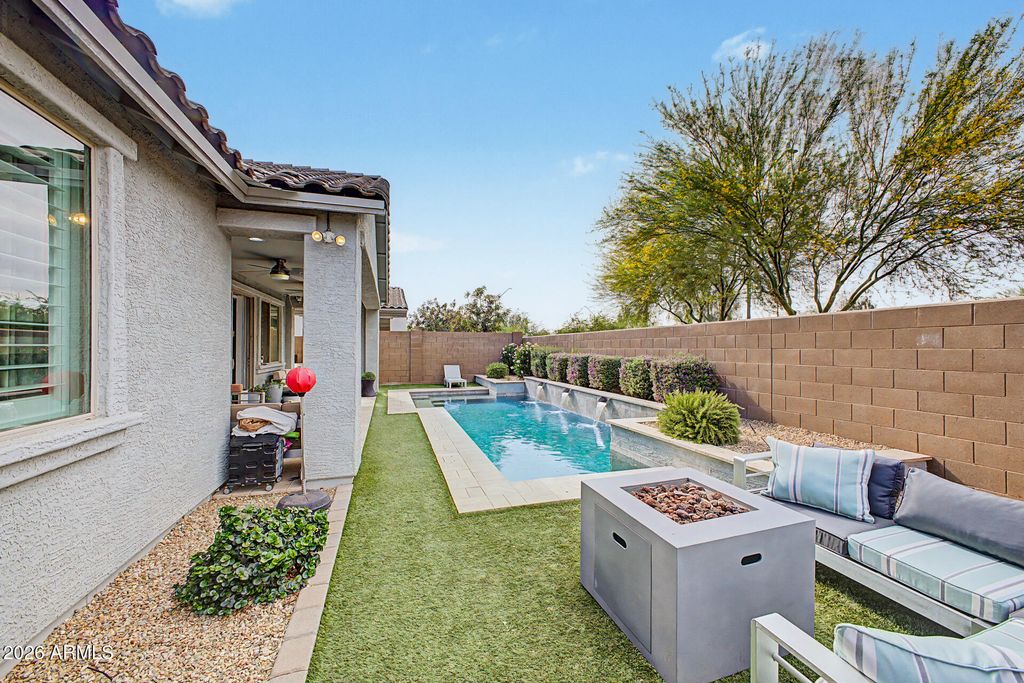 Image 36 of property listing at 14320 W ARTEMISA Avenue, Surprise, AZ 85387