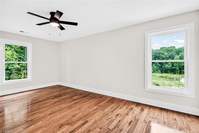 105 Crystal Creek, Randleman, NC 27317