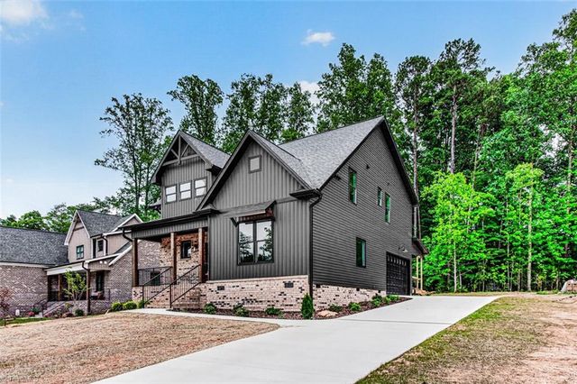 105 Crystal Creek, Randleman, NC 27317