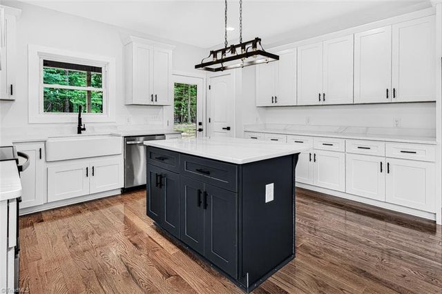 105 Crystal Creek, Randleman, NC 27317