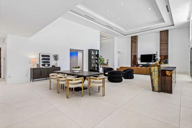4825 Bocaire Boulevard, Boca Raton, FL 33487