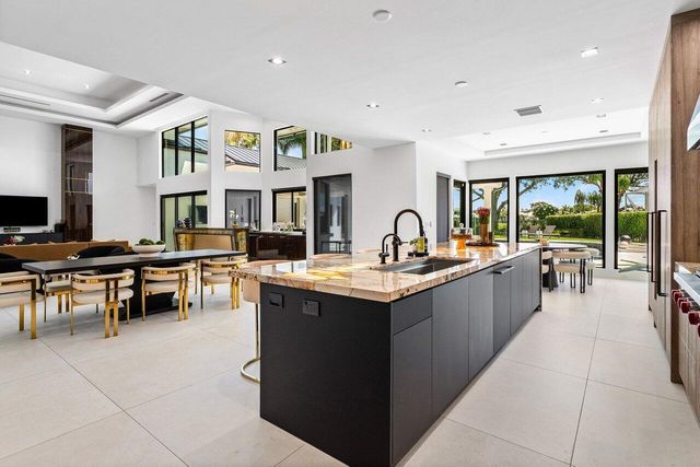 4825 Bocaire Boulevard, Boca Raton, FL 33487