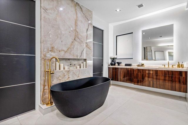 4825 Bocaire Boulevard, Boca Raton, FL 33487
