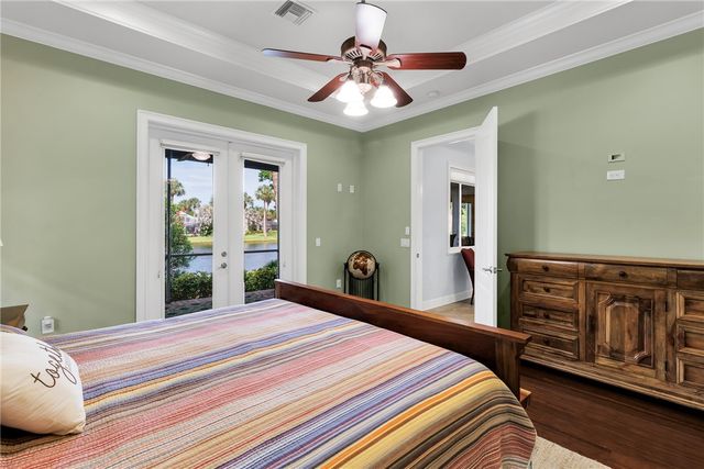 7330 36th Court, Vero Beach, FL 32967