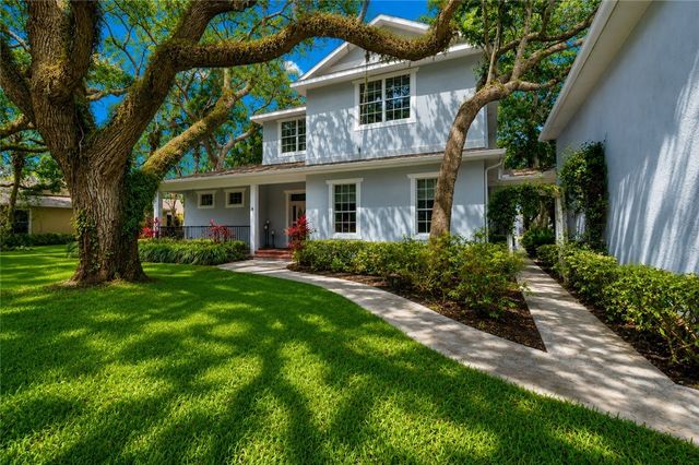 7330 36th Court, Vero Beach, FL 32967