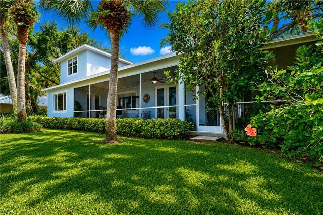 7330 36th Court, Vero Beach, FL 32967