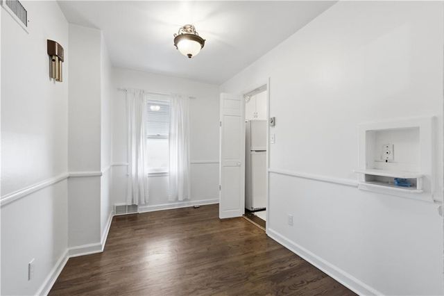 8816 Daniel Boone Road, Kansas City, MO 64114