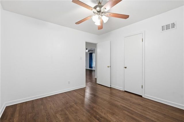 8816 Daniel Boone Road, Kansas City, MO 64114