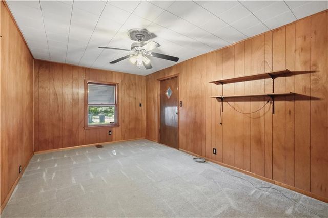 8816 Daniel Boone Road, Kansas City, MO 64114
