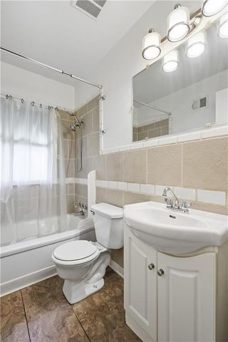 8816 Daniel Boone Road, Kansas City, MO 64114