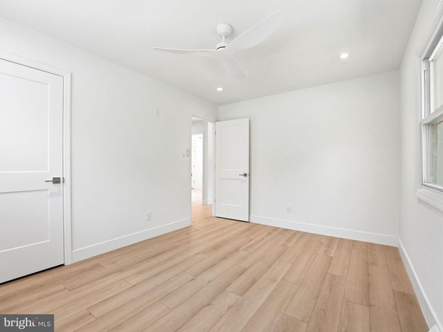 105 ROBERT BEST RD, Egg Harbor Township, NJ 08234