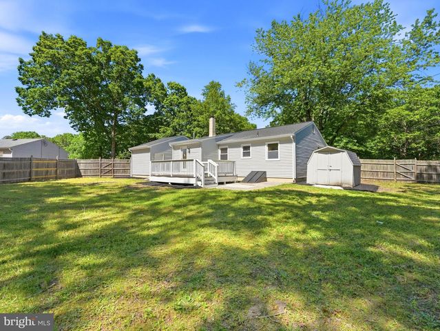 105 ROBERT BEST RD, Egg Harbor Township, NJ 08234