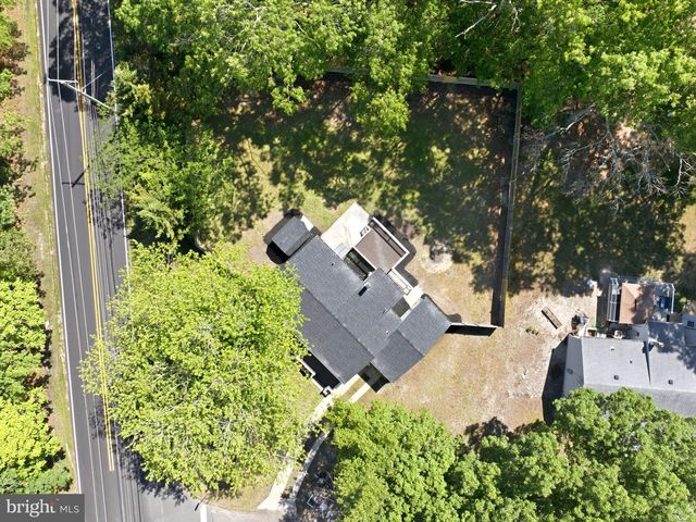105 ROBERT BEST RD, Egg Harbor Township, NJ 08234