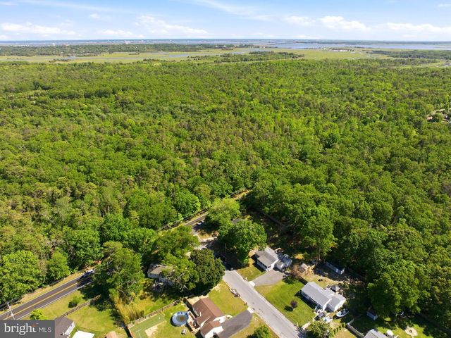 105 ROBERT BEST RD, Egg Harbor Township, NJ 08234