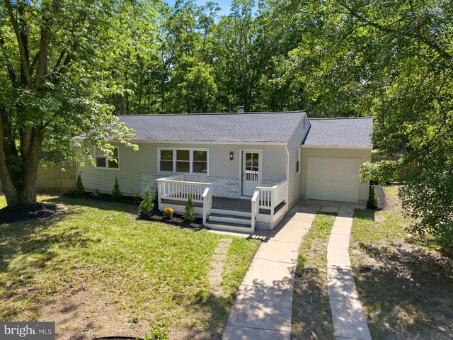 105 ROBERT BEST RD, Egg Harbor Township, NJ 08234