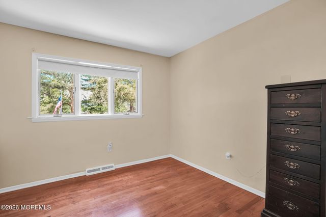 37 Gordons Corner Road, Manalapan, NJ 07726