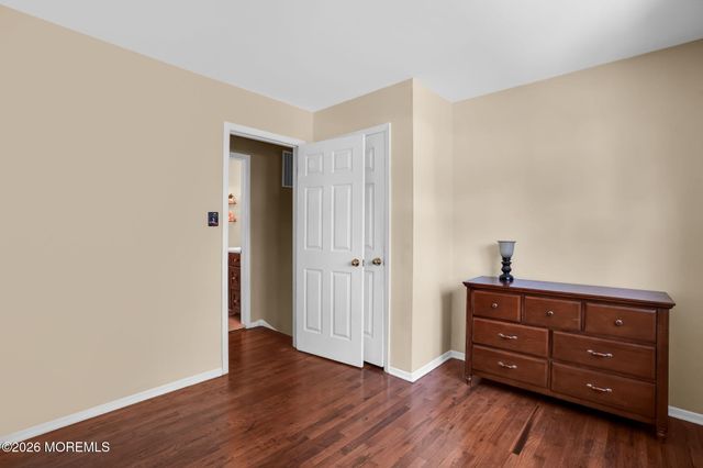 37 Gordons Corner Road, Manalapan, NJ 07726