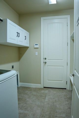 221 Garden Gate LN, Liberty Hill, TX 78642