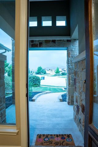 221 Garden Gate LN, Liberty Hill, TX 78642
