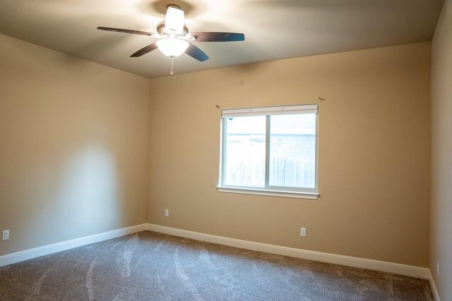 221 Garden Gate LN, Liberty Hill, TX 78642
