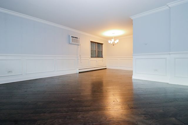 3330 Grove Avenue 1S, Berwyn, IL 60402